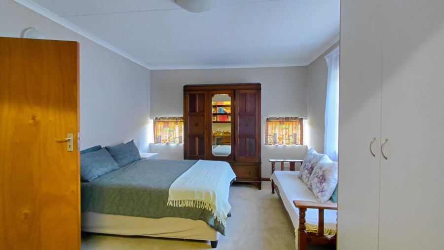 2 Bedroom Property for Sale in Stilbaai Wes Western Cape
